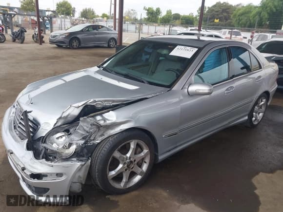 ✅ 2007 Mercedes-Benz C 230 Sport • VIN: WDBRF52H47A936891 • Lot: 42121823. Wystawiony na IAAI z przebiegiem 152 148 mil. Bezpłatny archiwum sprzedaży aukcyjnych z USA i szczegółowy raport historii pojazdu na DreamBid. Zdjęcie 2.