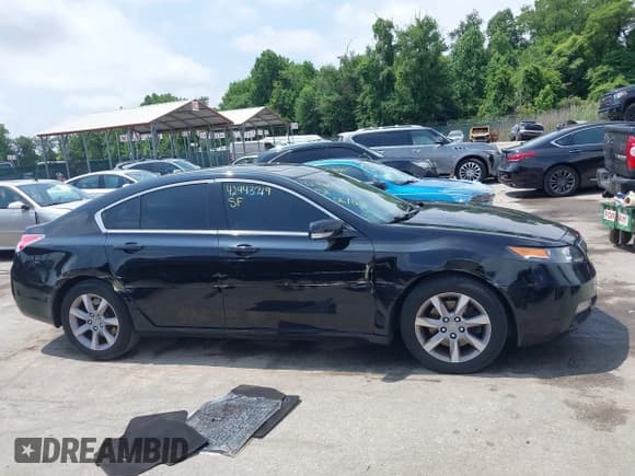 ✅ 2014 Acura TL Technology • VIN: 19UUA8F51EA000124 • Лот: 42443719. Опубликован ранее на IAAI с пробегом 115 554 миль. Бесплатный доступ к архиву аукционных продаж из США и подробный отчёт об истории автомобиля на DreamBid. Изображение 13.