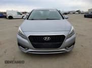 ✅ 2017 Hyundai Sonata SE • VIN: KMHE24L12HA048581 • Lot: 39720083. Listed on Copart with 116,933 mi. Free auction sales archive from the USA and detailed vehicle history report at DreamBid. Image 11.