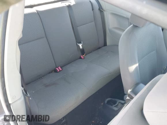 ✅ 2006 Ford Focus S • VIN: 1FAHP31N76W151973 • Lot: 41573090. Listed on IAAI with 211,369 mi. Free auction sales archive from the USA and detailed vehicle history report at DreamBid. Image 8.