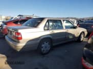 ✅ 1995 Volvo 960 • VIN: YV1KS9610S1074212 • Lot: 42237655. Wystawiony na Copart z przebiegiem 102 627 mil. Bezpłatny archiwum sprzedaży aukcyjnych z USA i szczegółowy raport historii pojazdu na DreamBid. Zdjęcie 3.