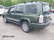 ✅ 2006 Jeep Commander Limited • VIN: 1J8HG58266C314494 • Lot: 42272830. Wystawiony na IAAI z przebiegiem 185 049 mil. Bezpłatny archiwum sprzedaży aukcyjnych z USA i szczegółowy raport historii pojazdu na DreamBid. Zdjęcie 3.