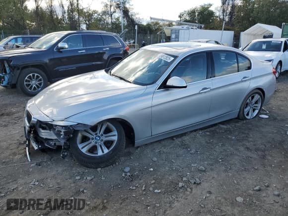 ✅ 2016 BMW 3 Series 328i xDrive • VIN: WBA8E3G53GNT77410 • Лот: 89612825. Опубликован ранее на Copart с пробегом 168 102 миль. Бесплатный доступ к архиву аукционных продаж из США и подробный отчёт об истории автомобиля на DreamBid. Изображение 1.