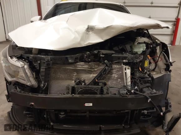 ✅ 2017 Kia Optima EX • VIN: KNAGU4LC8H5005068 • Lot: 43209087. Listed on IAAI with 134,903 mi. Free auction sales archive from the USA and detailed vehicle history report at DreamBid. Image 6.