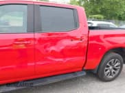 ✅ 2021 Chevrolet Silverado 1500 RST • VIN: 3GCUYEEDXMG230939 • Lot: 42257836. Wystawiony na IAAI z przebiegiem 122 201 mil. Bezpłatny archiwum sprzedaży aukcyjnych z USA i szczegółowy raport historii pojazdu na DreamBid. Zdjęcie 6.