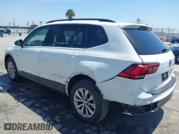 ✅ 2019 Volkswagen Tiguan S • VIN: 3VV1B7AX1KM101407 • Lot: 42032761. Listed on IAAI with 51,868 mi. Free auction sales archive from the USA and detailed vehicle history report at DreamBid. Image 6.