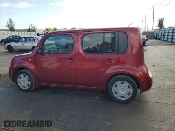✅ 2014 Nissan Cube SL • VIN: JN8AZ2KR4ET352266 • Lot: 42095085. Wystawiony na Copart z przebiegiem 109 382 mil. Bezpłatny archiwum sprzedaży aukcyjnych z USA i szczegółowy raport historii pojazdu na DreamBid. Zdjęcie 2.