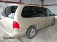 ✅ 2000 Chrysler Town & Country Limited • VIN: 1C4GP64L6YB609675 • Лот: 41980552. Опубликован ранее на IAAI с пробегом 183 181 миль. Бесплатный доступ к архиву аукционных продаж из США и подробный отчёт об истории автомобиля на DreamBid. Изображение 4.