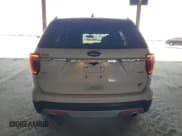 ✅ 2017 Ford Explorer XLT • VIN: 1FM5K8D88HGD84705 • Lot: 58265165. Wystawiony na Copart z przebiegiem 69 189 mil. Bezpłatny archiwum sprzedaży aukcyjnych z USA i szczegółowy raport historii pojazdu na DreamBid. Zdjęcie 6.