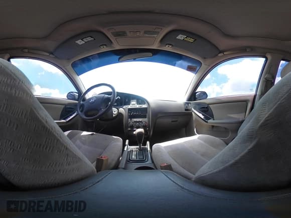 ✅ 2005 Hyundai Elantra GLS • VIN: KMHDN46D75U053181 • Lot: 42552997. Wystawiony na IAAI z przebiegiem 149 839 mil. Bezpłatny archiwum sprzedaży aukcyjnych z USA i szczegółowy raport historii pojazdu na DreamBid. Zdjęcie 18.