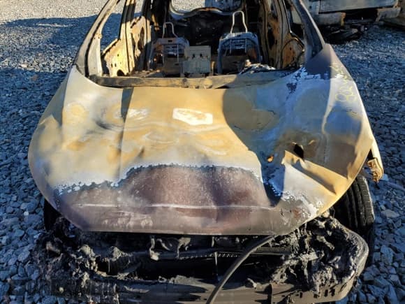 ✅ 2019 Ford EcoSport SE • VIN: MAJ3S2GE4KC261188 • Лот: 80242685. Опубликован ранее на Copart с пробегом 104 132 миль. Бесплатный доступ к архиву аукционных продаж из США и подробный отчёт об истории автомобиля на DreamBid. Изображение 12.