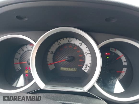 ✅ 2013 Toyota Tacoma • VIN: 5TFLU4EN2DX076815 • Lot: 41344839. Wystawiony na IAAI z przebiegiem 311 083 mil. Bezpłatny archiwum sprzedaży aukcyjnych z USA i szczegółowy raport historii pojazdu na DreamBid. Zdjęcie 7.