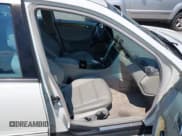 ✅ 2007 Mercedes-Benz C 230 Sport • VIN: WDBRF52H87F929946 • Lot: 43190248. Wystawiony na IAAI z przebiegiem Nie podano. Bezpłatny archiwum sprzedaży aukcyjnych z USA i szczegółowy raport historii pojazdu na DreamBid. Zdjęcie 5.