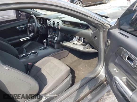 ✅ 2015 Ford Mustang V6 • VIN: 1FA6P8AM8F5395603 • Lot: 43297736. Listed on IAAI with 127,921 mi. Free auction sales archive from the USA and detailed vehicle history report at DreamBid. Image 5.