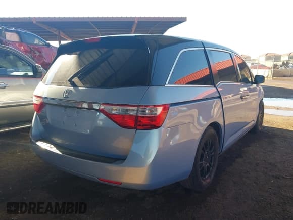 ✅ 2013 Honda Odyssey EX • VIN: 5FNRL5H44DB013859 • Lot: 43758677. Listed on IAAI with 161,538 mi. Free auction sales archive from the USA and detailed vehicle history report at DreamBid. Image 4.