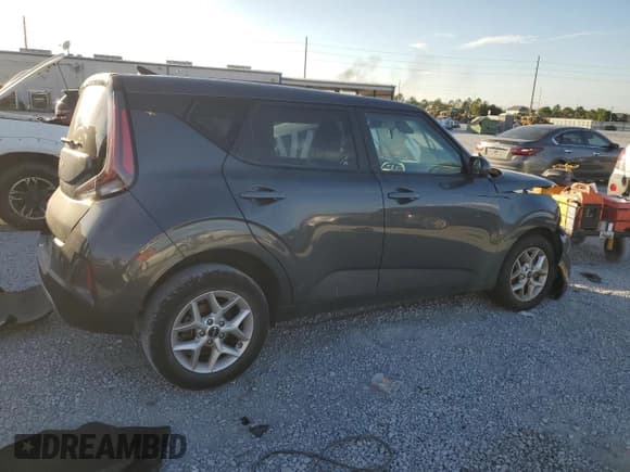 ✅ 2024 Kia Soul LX • VIN: KNDJ23AU6R7915019 • Lot: 92187535. Listed on Copart with 32,069 mi. Free auction sales archive from the USA and detailed vehicle history report at DreamBid. Image 3.