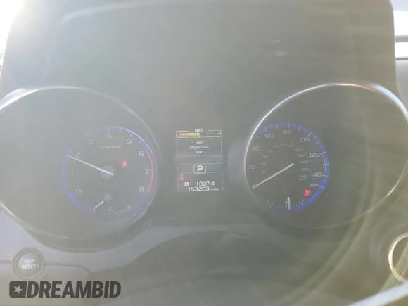 ✅ 2015 Subaru Legacy Limited • VIN: 4S3BNAL69F3056056 • Лот: 87098995. Опубликован ранее на Copart с пробегом 153 203 миль. Бесплатный доступ к архиву аукционных продаж из США и подробный отчёт об истории автомобиля на DreamBid. Изображение 9.