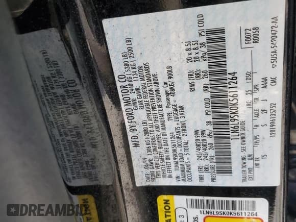 ✅ 2019 Lincoln Continental Select • VIN: 1LN6L9SK0K5611264 • Lot: 52401395. Listed on Copart with 18,310 mi. Free auction sales archive from the USA and detailed vehicle history report at DreamBid. Image 12.