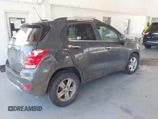 2018 Chevrolet Trax LT с VIN KL7CJLSB8JB677195, выставлен на аукционе IAAI как лот 43261680 с пробегом 62 882 миль миль и . История ставок и продаж доступна на DreamBid. Изображение 4.