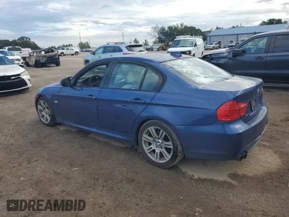 ✅ 2011 BMW 3 Series 328i • VIN: WBAPH7G59BNM57376 • Lot: 81707475. Wystawiony na Copart z przebiegiem 134 511 mil. Bezpłatny archiwum sprzedaży aukcyjnych z USA i szczegółowy raport historii pojazdu na DreamBid. Zdjęcie 2.