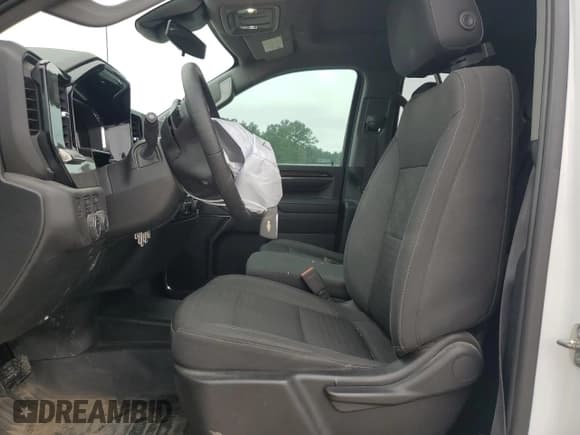 ✅ 2024 Chevrolet Silverado 2500HD LT • VIN: 1GC2YNE75RF108628 • Лот: 67932075. Опубликован ранее на Copart с пробегом 71 500 миль. Бесплатный доступ к архиву аукционных продаж из США и подробный отчёт об истории автомобиля на DreamBid. Изображение 7.