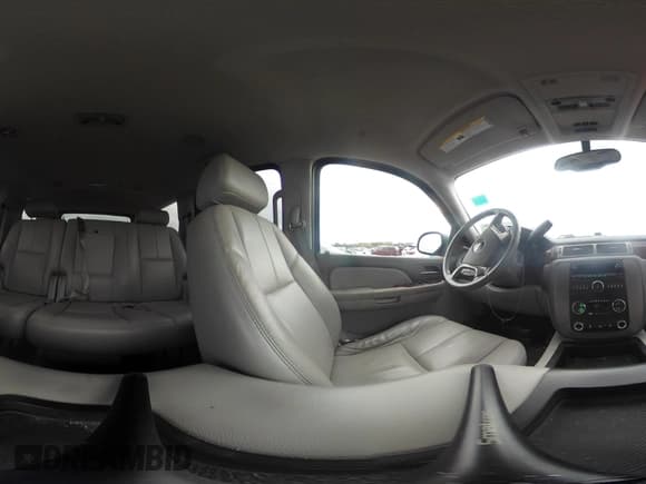 ✅ 2009 GMC Yukon SLT 4SB • VIN: 1GKFK33049R248055 • Lot: 40756058. Listed on IAAI with 163,477 mi. Free auction sales archive from the USA and detailed vehicle history report at DreamBid. Image 19.