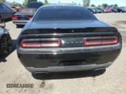 ✅ 2015 Dodge Challenger SXT Plus • VIN: 2C3CDZBG5FH869279 • Lot: 67969845. Wystawiony na Copart z przebiegiem 87 996 mil. Bezpłatny archiwum sprzedaży aukcyjnych z USA i szczegółowy raport historii pojazdu na DreamBid. Zdjęcie 6.