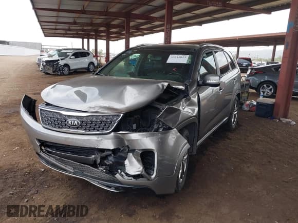 ✅ 2014 Kia Sorento SX Limited • VIN: 5XYKW4A71EG442992 • Lot: 43241023. Listed on IAAI with Not provided. Free auction sales archive from the USA and detailed vehicle history report at DreamBid. Image 17.