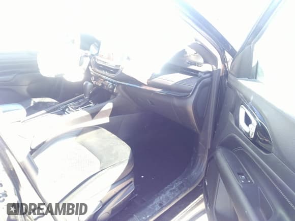 ✅ 2022 Jeep Compass Latitude • VIN: 3C4NJDBB5NT198996 • Лот: 41612511. Опубликован ранее на IAAI с пробегом 13 986 миль. Бесплатный доступ к архиву аукционных продаж из США и подробный отчёт об истории автомобиля на DreamBid. Изображение 5.