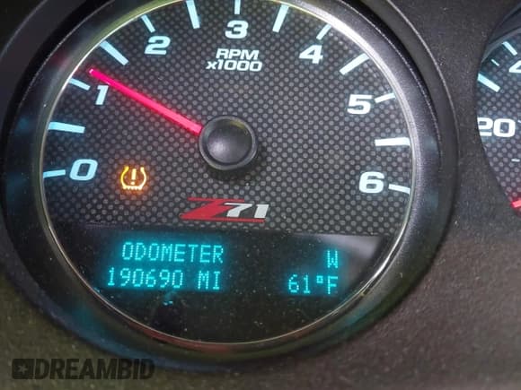 ✅ 2013 GMC Sierra 1500 SLT • VIN: 3GTP2WE72DG194940 • Lot: 43170172. Listed on IAAI with 190,690 mi. Free auction sales archive from the USA and detailed vehicle history report at DreamBid. Image 16.