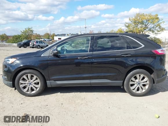 ✅ 2020 Ford Edge Titanium • VIN: 2FMPK4K92LBA15514 • Lot: 43532924. Wystawiony na IAAI z przebiegiem 57 092 mil. Bezpłatny archiwum sprzedaży aukcyjnych z USA i szczegółowy raport historii pojazdu na DreamBid. Zdjęcie 14.