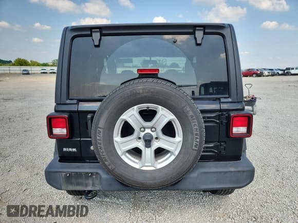 ✅ 2020 Jeep Wrangler Sport S • VIN: 1C4GJXAN9LW151774 • Lot: 67082465. Listed on Copart with 72,578 mi. Free auction sales archive from the USA and detailed vehicle history report at DreamBid. Image 6.