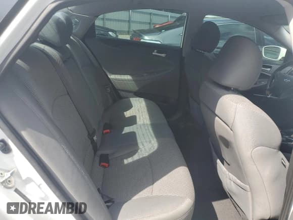 ✅ 2014 Hyundai Sonata GLS • VIN: 5NPEB4AC9EH867567 • Лот: 72059824. Опубликован ранее на Copart с пробегом 168 445 миль. Бесплатный доступ к архиву аукционных продаж из США и подробный отчёт об истории автомобиля на DreamBid. Изображение 10.