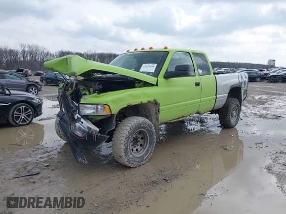 ✅ 1997 Dodge 2500 • VIN: 3B7KF23Z2VM513042 • Lot: 41662680. Listed on IAAI with 200,001 mi. Free auction sales archive from the USA and detailed vehicle history report at DreamBid. Image 2.