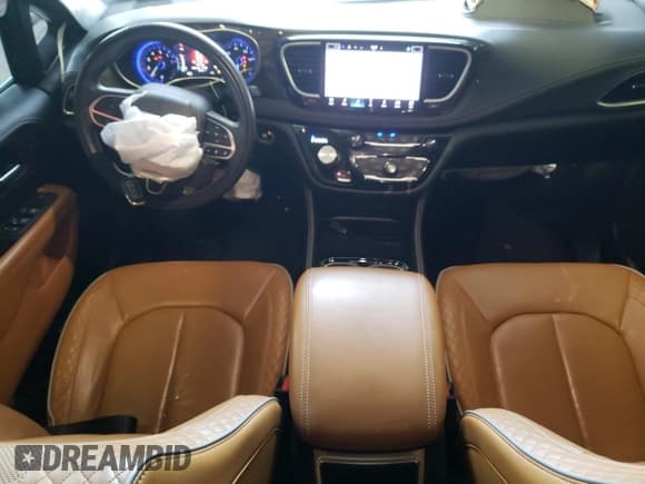 ✅ 2022 Chrysler Pacifica Pinnacle • VIN: 2C4RC3PG2NR120091 • Lot: 54401144. Listed on Copart with 37,103 mi. Free auction sales archive from the USA and detailed vehicle history report at DreamBid. Image 8.