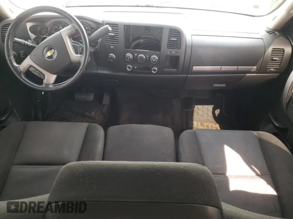 ✅ 2011 Chevrolet Silverado 1500 LT • VIN: 3GCPKSEAXBG133126 • Lot: 58911944. Listed on Copart with 126,763 mi. Free auction sales archive from the USA and detailed vehicle history report at DreamBid. Image 8.