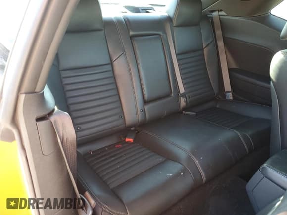 ✅ 2012 Dodge Challenger R/T Classic • VIN: 2C3CDYBT8CH139269 • Lot: 80019514. Wystawiony na Copart z przebiegiem 50 622 mil. Bezpłatny archiwum sprzedaży aukcyjnych z USA i szczegółowy raport historii pojazdu na DreamBid. Zdjęcie 10.