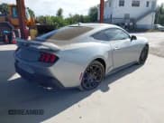 ✅ 2025 Ford Mustang GT • VIN: 1FA6P8CF2S5415112 • Лот: 43573261. Опубликован ранее на IAAI с пробегом Не указан. Бесплатный доступ к архиву аукционных продаж из США и подробный отчёт об истории автомобиля на DreamBid. Изображение 4.