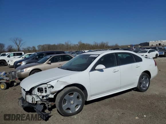 2014 Chevrolet Impala Police Police z VIN 2G1WD5E37E1152540, wystawiony jako Copart lot #52751595 z przebiegiem 145 560 mil mil oraz Czysty tytuł • Clean title. Historia ofert i sprzedaży dostępna na DreamBid. Obrazek 1.