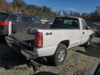 ✅ 2002 Chevrolet Silverado 1500 • VIN: 1GCEK14V22E143761 • Лот: 77748494. Опубликован ранее на Copart с пробегом Не указан. Бесплатный доступ к архиву аукционных продаж из США и подробный отчёт об истории автомобиля на DreamBid. Изображение 3.