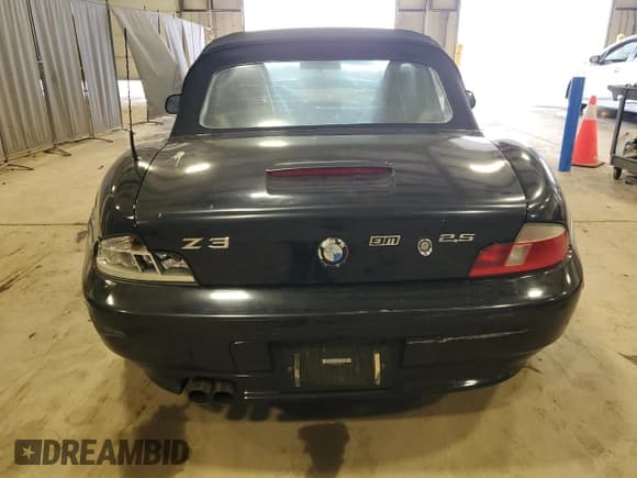 ✅ 2002 BMW Z3 2.5 • VIN: 4USCN33492LK52131 • Лот: 52716425. Опубликован ранее на Copart с пробегом 96 843 миль. Бесплатный доступ к архиву аукционных продаж из США и подробный отчёт об истории автомобиля на DreamBid. Изображение 6.