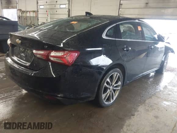 2022 Chevrolet Malibu LT z VIN 1G1ZD5STXNF124161, wystawiony jako IAAI lot #43594417 z przebiegiem 110 894 mil mil oraz . Historia ofert i sprzedaży dostępna na DreamBid. Obrazek 4.