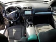 ✅ 2017 Ford Explorer XLT • VIN: 1FM5K7D88HGB70100 • Лот: 92388065. Опубликован ранее на Copart с пробегом 138 380 миль. Бесплатный доступ к архиву аукционных продаж из США и подробный отчёт об истории автомобиля на DreamBid. Изображение 8.