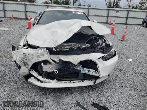 ✅ 2023 BMW 4 Series 430i • VIN: WBA53AP00PCL74865 • Lot: 89057895. Wystawiony na Copart z przebiegiem 9 000 mil. Bezpłatny archiwum sprzedaży aukcyjnych z USA i szczegółowy raport historii pojazdu na DreamBid. Zdjęcie 5.