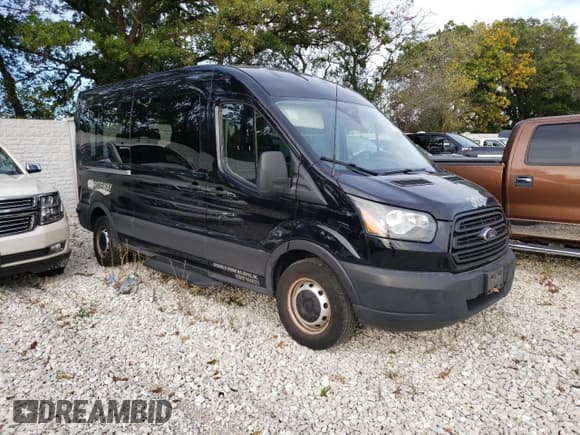 ✅ 2019 Ford Transit Passenger XL • VIN: 1FBZX2CM5KKA11360 • Лот: 73368294. Опубликован ранее на Copart с пробегом 270 293 миль. Бесплатный доступ к архиву аукционных продаж из США и подробный отчёт об истории автомобиля на DreamBid. Изображение 4.
