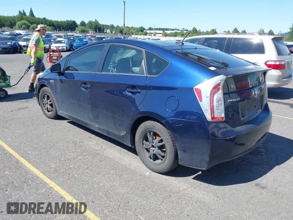 ✅ 2013 Toyota Prius One • VIN: JTDKN3DU0D0356284 • Lot: 42639988. Listed on IAAI with Not provided. Free auction sales archive from the USA and detailed vehicle history report at DreamBid. Image 3.
