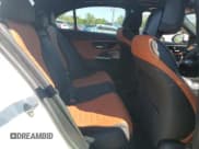 ✅ 2023 Mercedes-Benz C 43 AMG • VIN: W1KAF8HB9PR112024 • Lot: 69120744. Wystawiony na Copart z przebiegiem 12 643 mil. Bezpłatny archiwum sprzedaży aukcyjnych z USA i szczegółowy raport historii pojazdu na DreamBid. Zdjęcie 10.