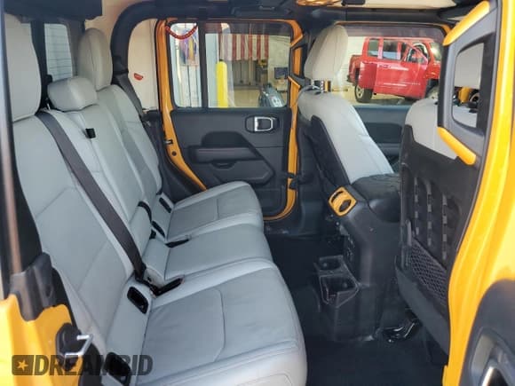 ✅ 2021 Jeep Gladiator Mojave • VIN: 1C6JJTEG2ML543516 • Lot: 91667495. Listed on Copart with 102,252 mi. Free auction sales archive from the USA and detailed vehicle history report at DreamBid. Image 11.