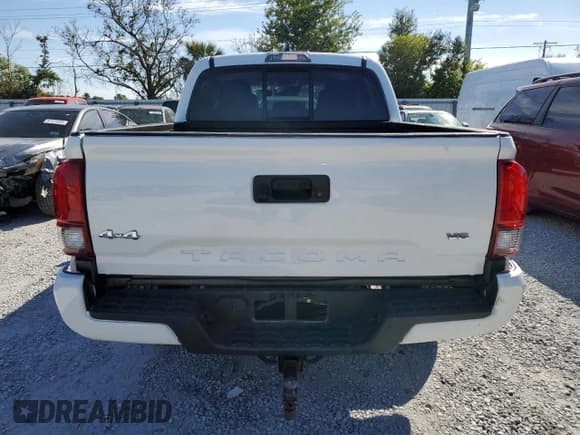 ✅ 2020 Toyota Tacoma TRD Off Road • VIN: 3TMCZ5AN7LM338717 • Lot: 90939385. Listed on Copart with 138,042 mi. Free auction sales archive from the USA and detailed vehicle history report at DreamBid. Image 6.