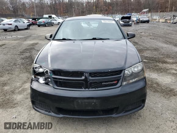 ✅ 2014 Dodge Avenger SE • VIN: 1C3CDZAB8EN223696 • Lot: 78574054. Wystawiony na Copart z przebiegiem 237 406 mil. Bezpłatny archiwum sprzedaży aukcyjnych z USA i szczegółowy raport historii pojazdu na DreamBid. Zdjęcie 5.